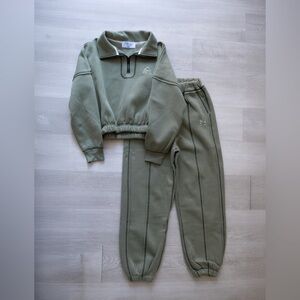 New Sage Green Sweatsuit Quarter Zip Sweatshirt and Joggers  Size XS